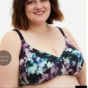 New! Torrid back smoothing wire-free bra 46D